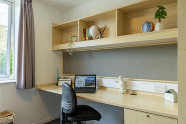 1 bed house, De Walden Way, City Centre, Bradford, BD71BD - Image 7